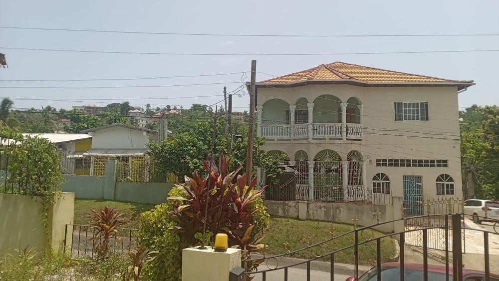 32 RETIREMENT ROAD SANTA, Santa Cruz, St. Elizabeth