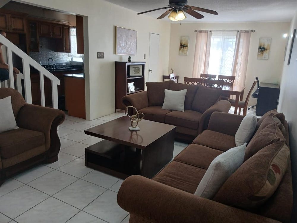 8 PERKINS PLACE, Kingston 19, St. Andrew