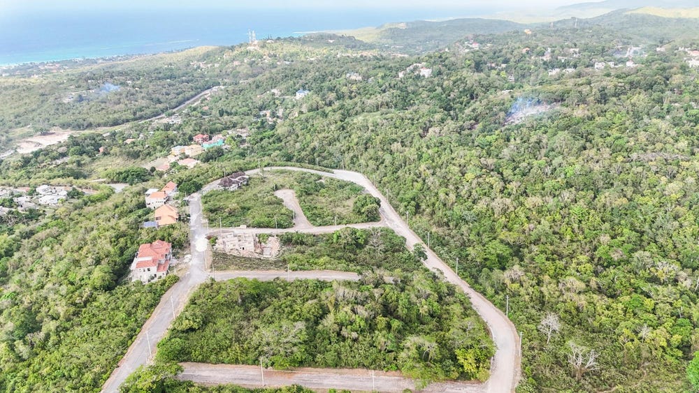 TAMARIND RIDGE, DUNCANS