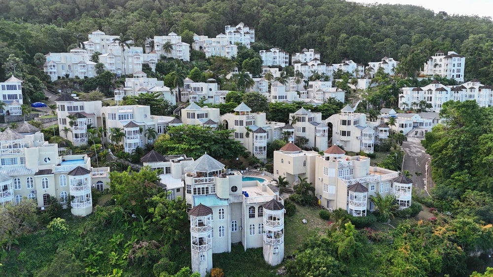 COLUMBUS HEIGHTS, PH 4