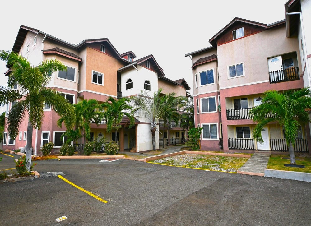 7 DUKHARAN AVENUE unit: 20, Kingston 8, St. Andrew