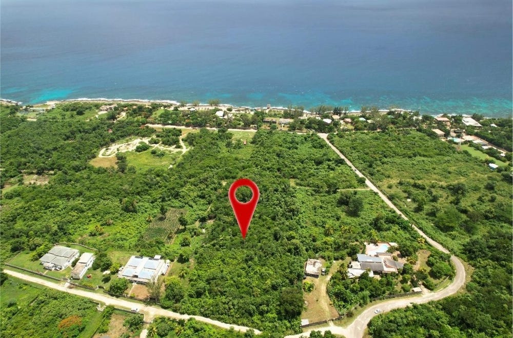 74 PITKELLENEY, Negril, Westmoreland