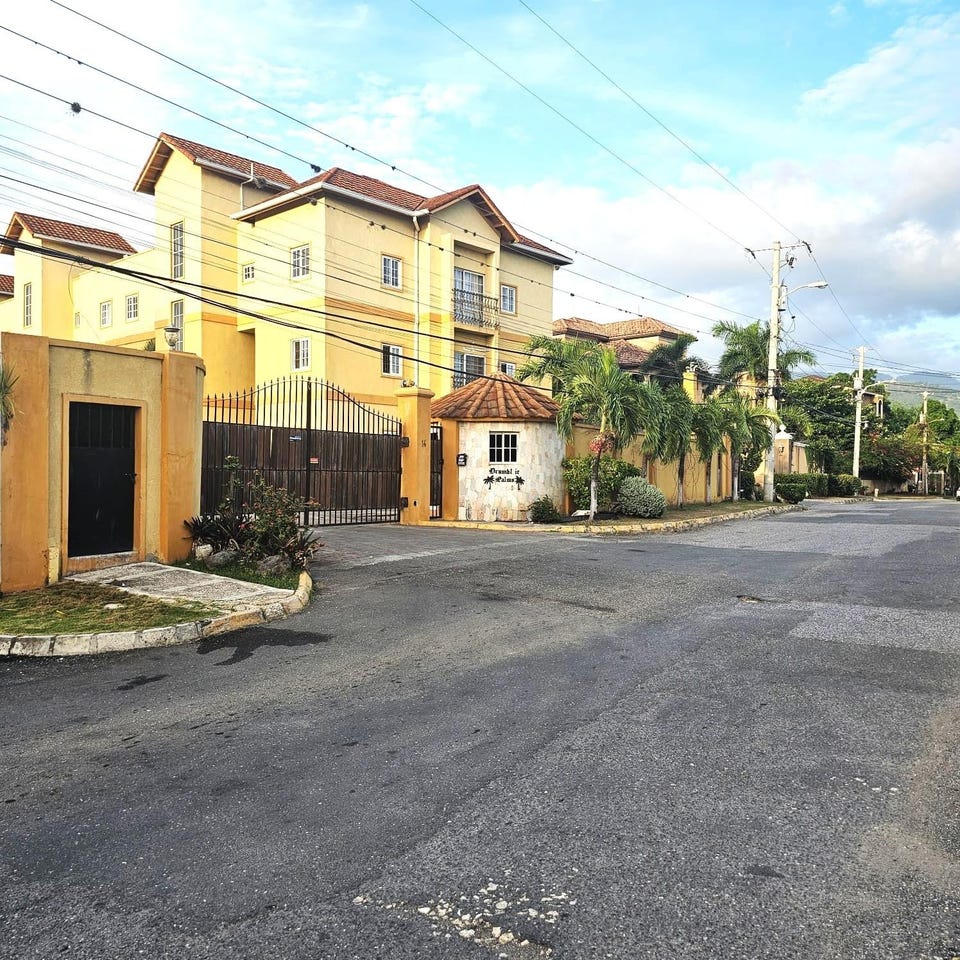 14 WASHINGTON DRIVE unit: 8, Kingston 8, St. Andrew