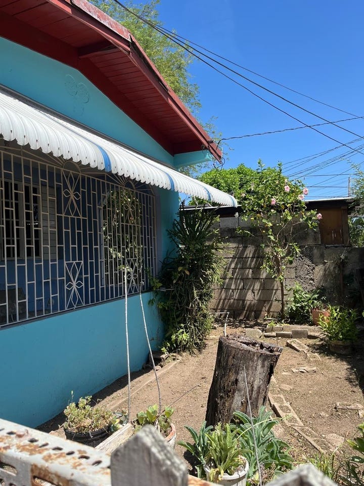 18 OAKWOOD AVENUE, Kingston 20, St. Andrew
