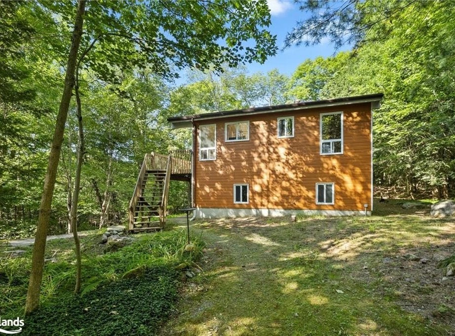 13 Hickory Crescent, Rosseau, Ontario P0C 1J0 House for Sale