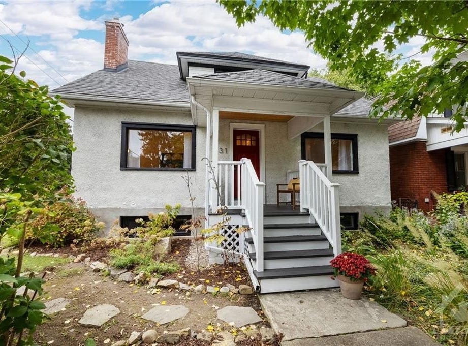 31 NOLAN Avenue, Ottawa, Ontario K1Y 3R2 House for Sale