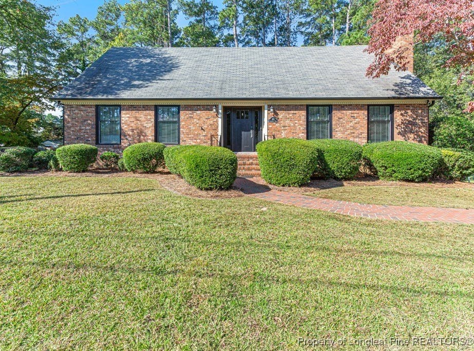 422 Edinburgh Drive, Fayetteville, NC 28303 House for Sale realestate