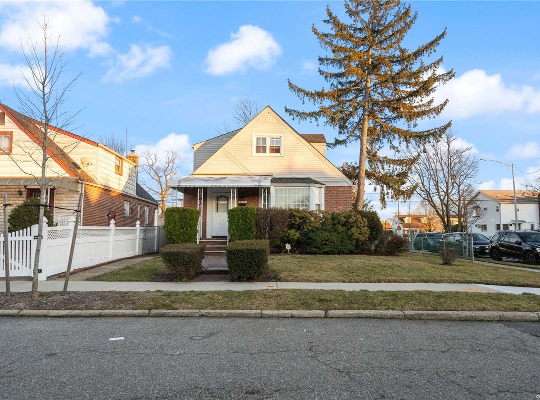 12169 233rd Street, Rosedale, NY 11422 House for Sale