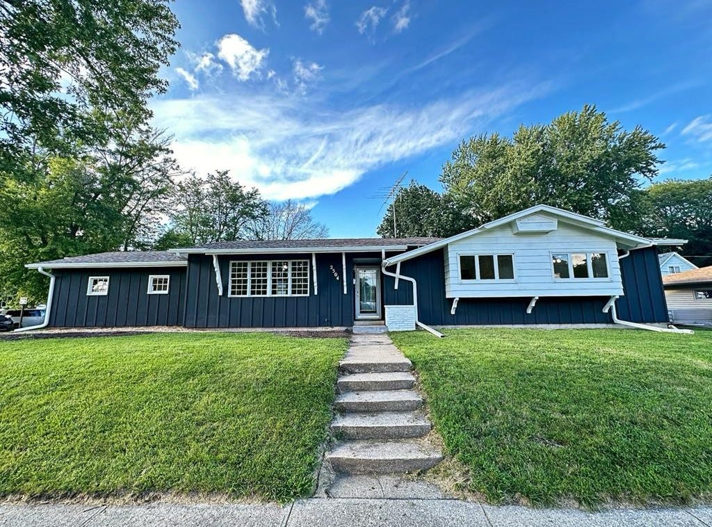 2504 20th Avenue North, Fort Dodge, IA 50501 House for Sale