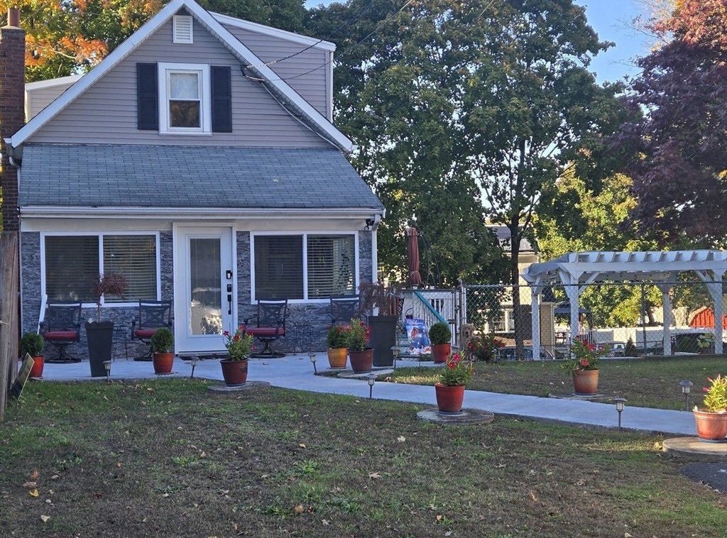 43 Chestnut St, Randolph, MA 02368 House for Sale