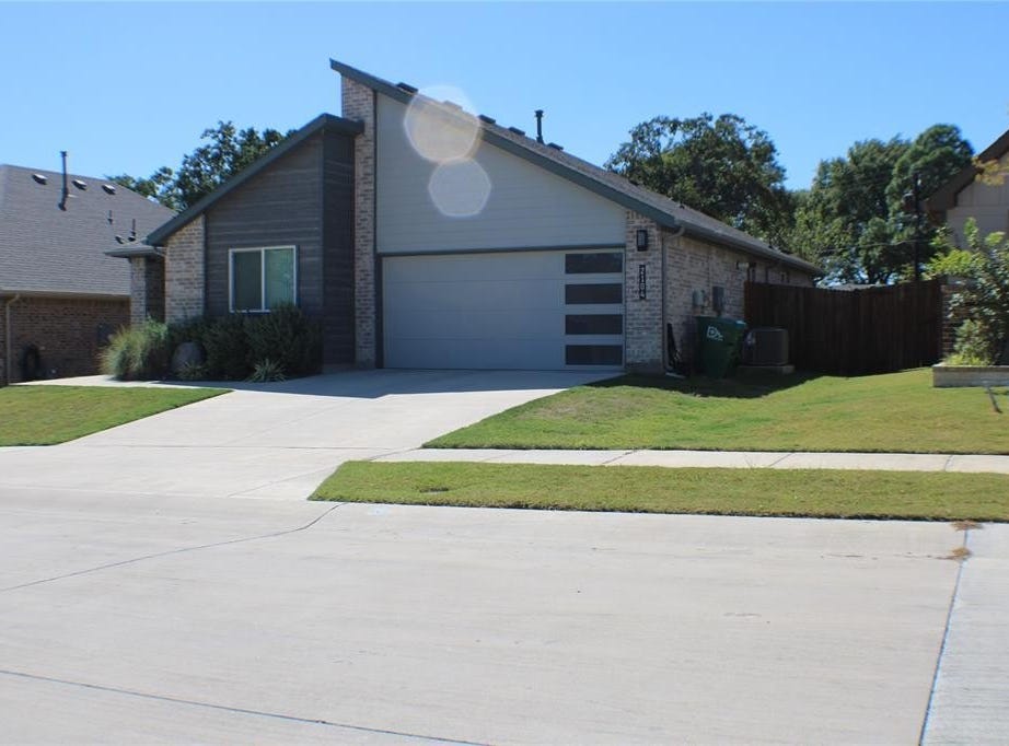 2104 Tawny Drive, Denton, TX 76205 House for Sale