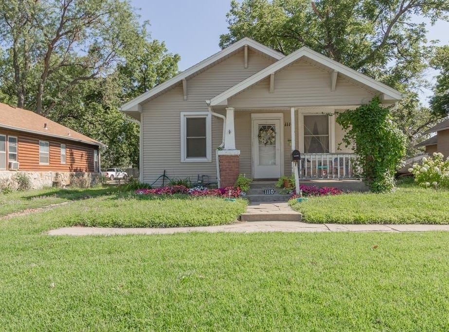 1110 Johnstown Avenue, Salina, KS 67401 House for Sale