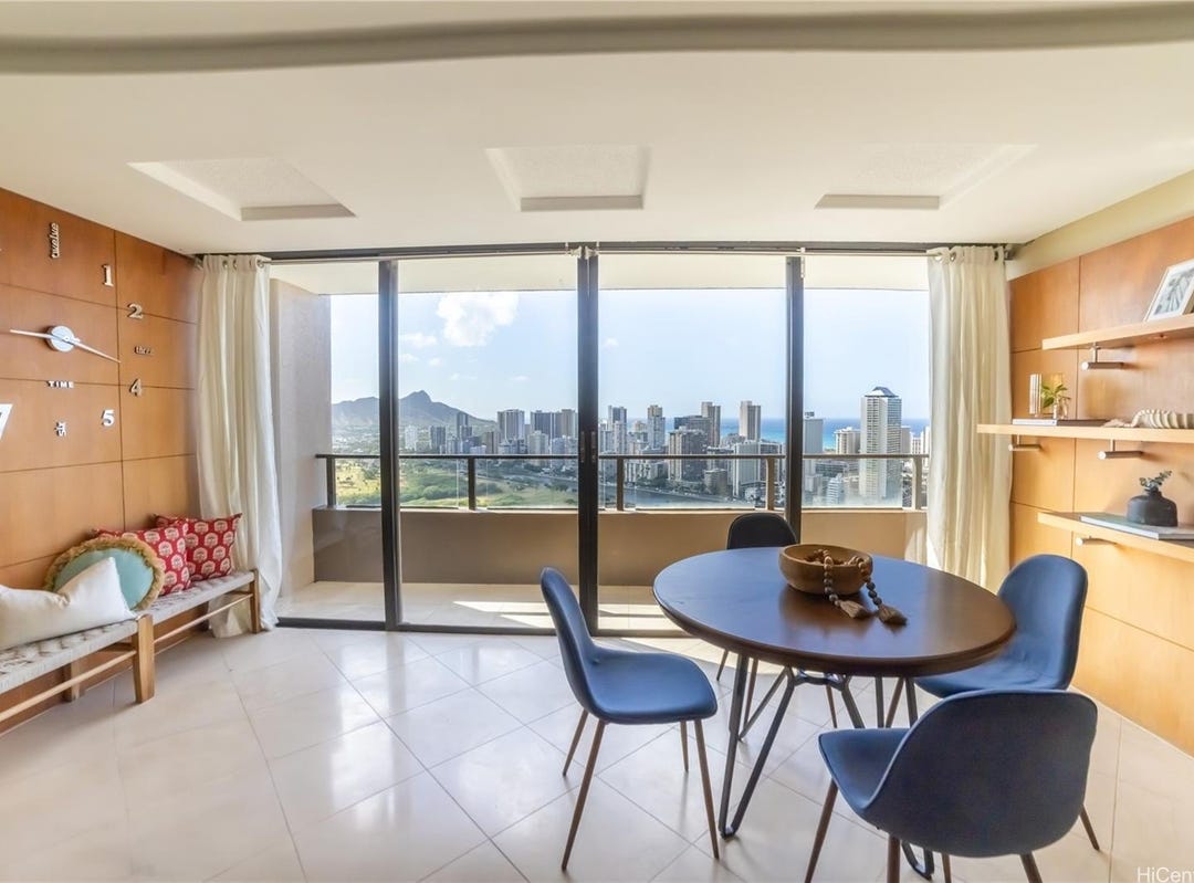 583 Kamoku Street, Apt 3705, Honolulu, HI 96826 Apartment for Sale