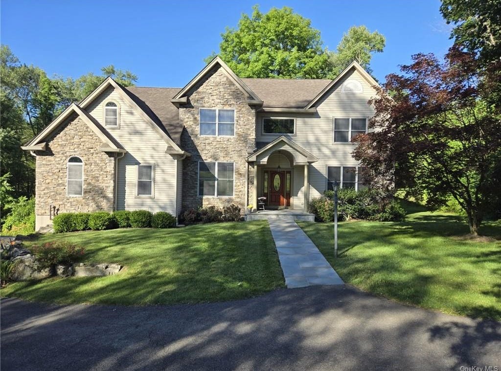 12 Darci Drive, East Fishkill, NY 12533 House for Sale