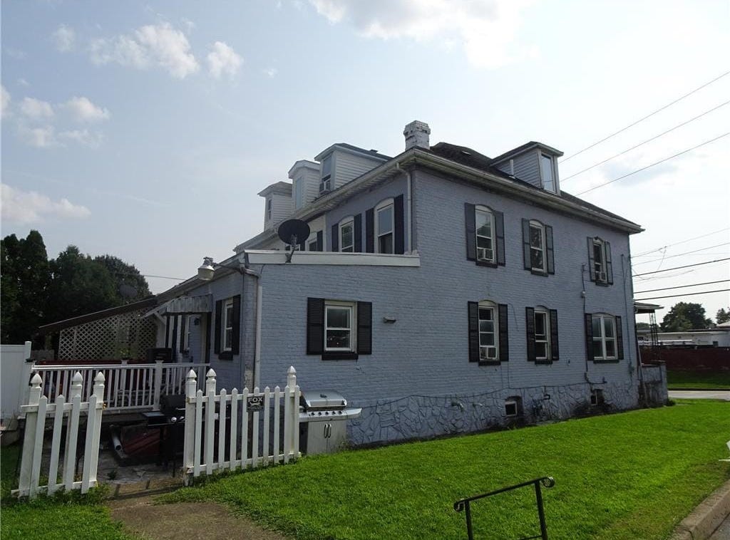 1130 South 25Th Street, Wilson Borough, PA 18042 House for Rent