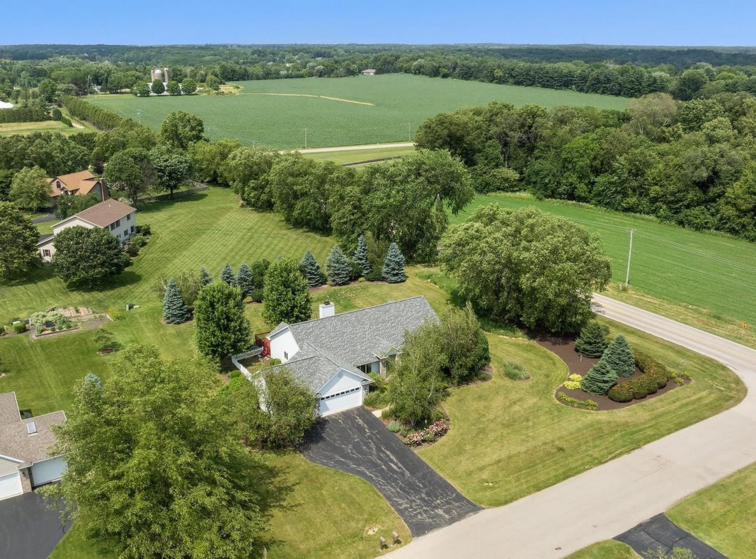 220 Glen Abbey, ROCKFORD, IL 61107 House for Sale