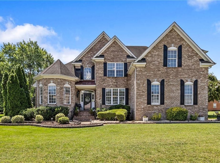 300 Autumn Circle, Suffolk, VA 23434 House for Sale