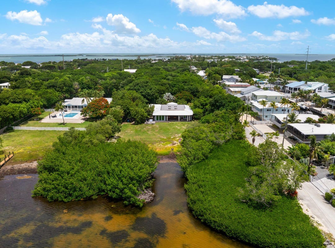 120 S Coco Plum Road, Key Largo, FL 33037 House for Sale - realestate ...