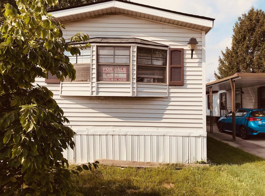 14733 WICKFORD, Shelby Twp, MI 48315 House for Sale