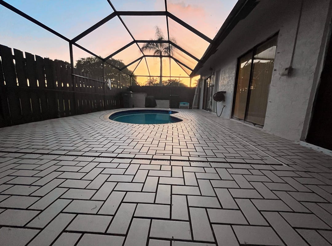 1194 Shibumy Circle, Apt C, West Palm Beach, FL 33415 Townhouse for