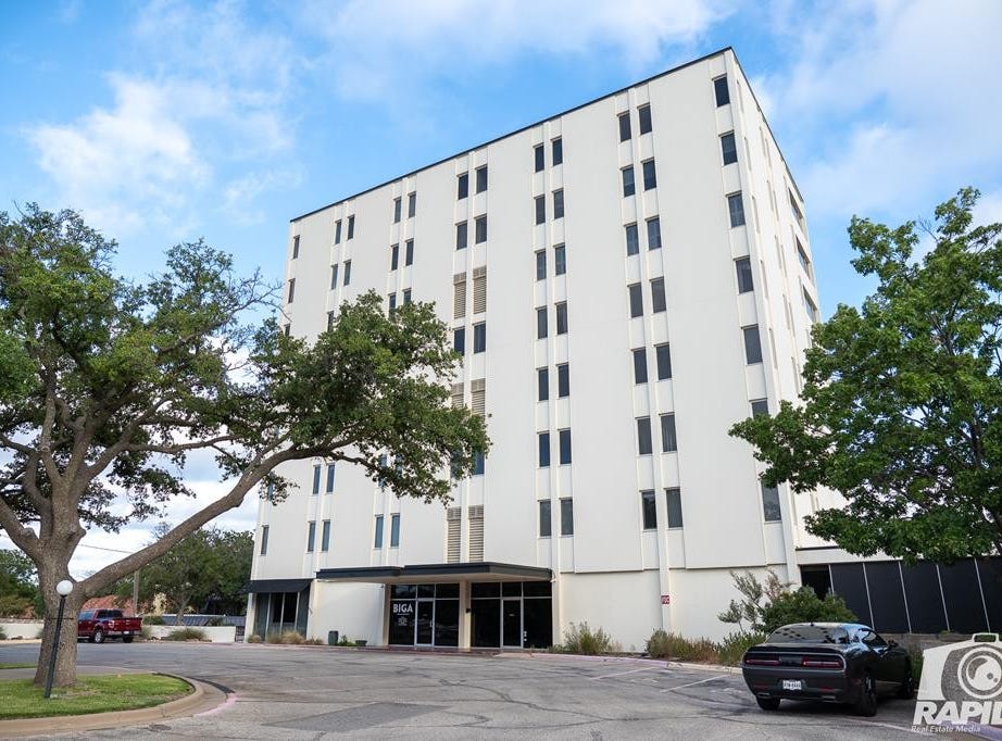 800 6se W Ave D, San Angelo, TX 76903 House for Sale