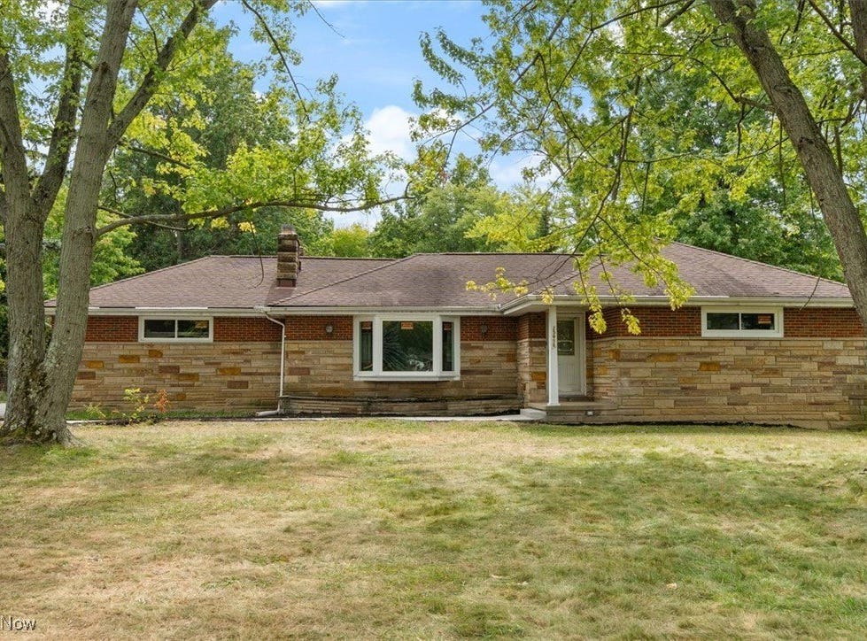 25096 Highland Road, Richmond Heights, OH 44143 House for Sale