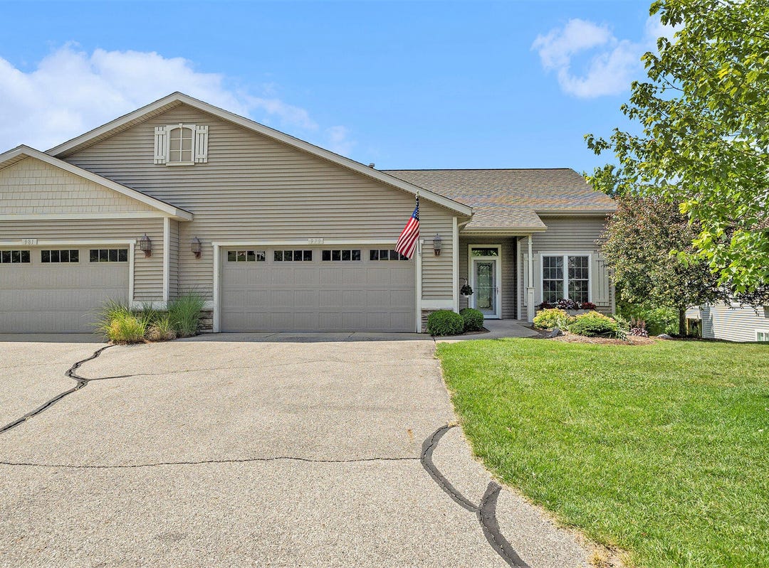 979 Aberdeen Way, Hudsonville, MI 49426 Apartment for Sale realestate