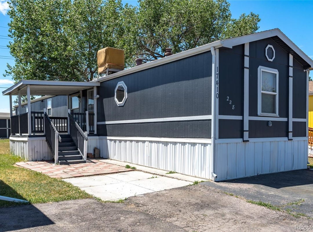 17410 E 15th Place, Aurora, CO 80011 House for Sale