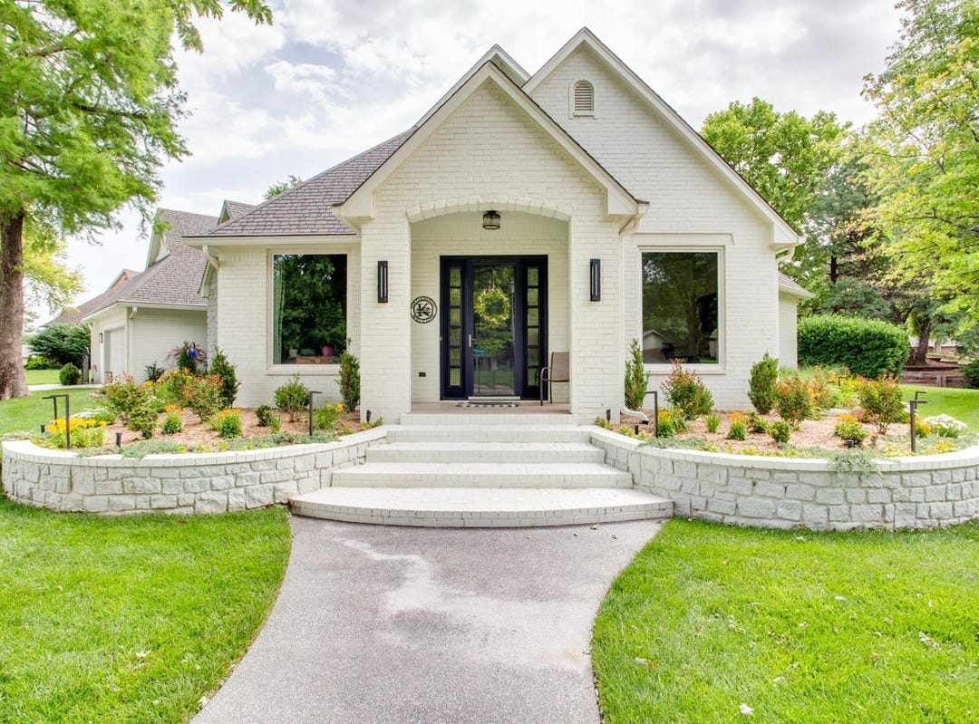 3009 Clairemont, Enid, OK 73703 House for Sale