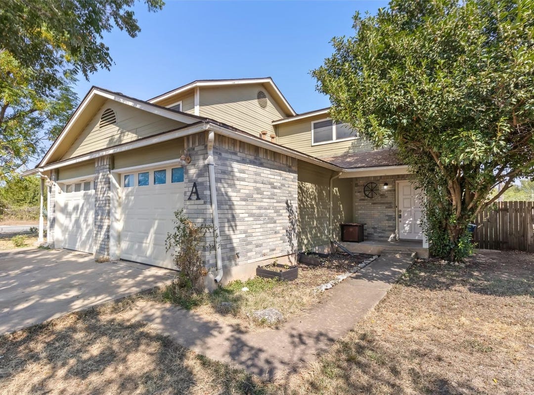 13359 Water Oak LN, Apt A, Austin, TX 78729 Townhouse for Rent