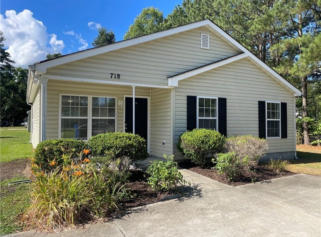 718 Old Fort Eustis Boulevard, Newport News, VA 23608 House for Rent
