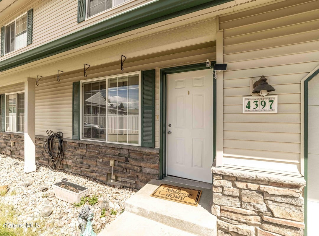 4397 N BOURBON DR, Coeur d'Alene, ID 83815 Apartment for Sale