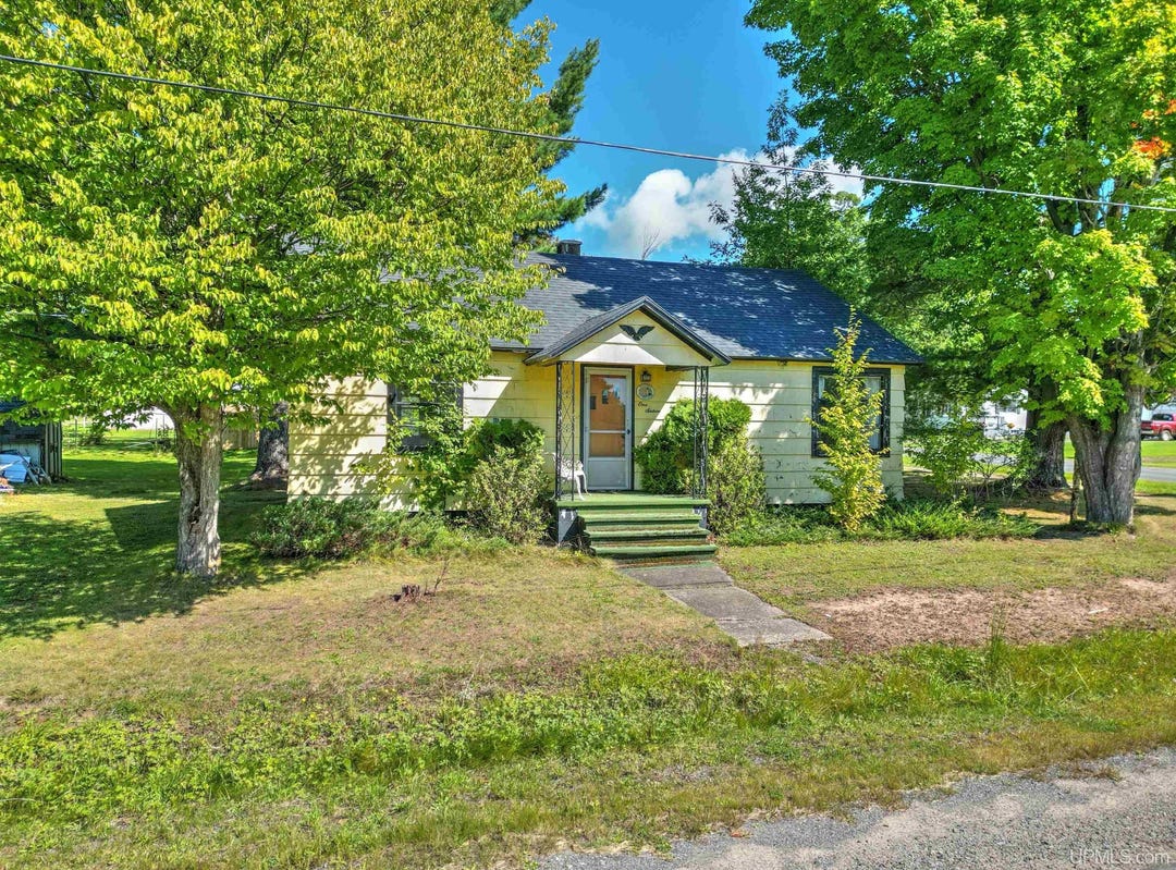 116 Ford, L'Anse, MI 49946 House for Sale