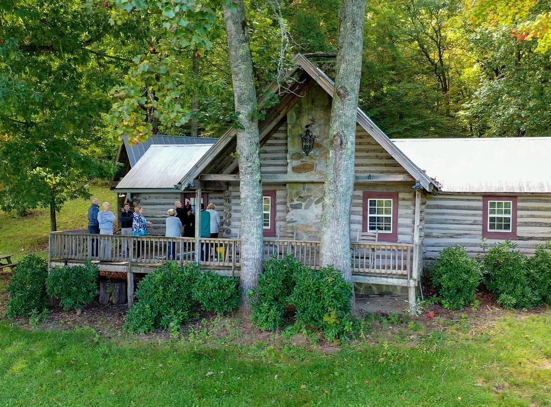 1575 Lloyds, Scaly Mountain, NC 28775 House for Sale