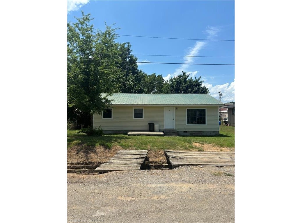 106 Mark ST, Wister, OK 74966 House for Sale