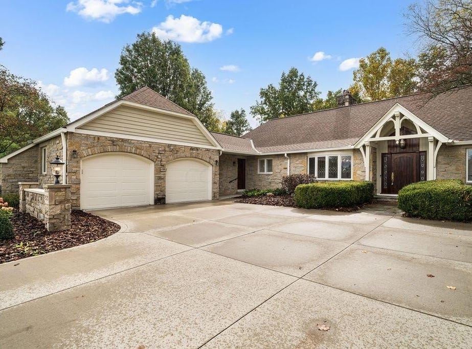 1525 Picardae Court, Powell, OH 43065 House for Sale