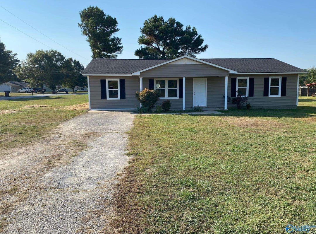 14450 Quinn Road, Athens, AL 35611 House for Sale