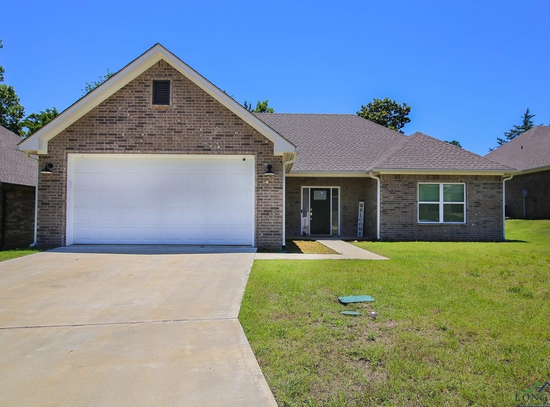 1004 Bucks Way, Longview, TX 75604 House for Sale