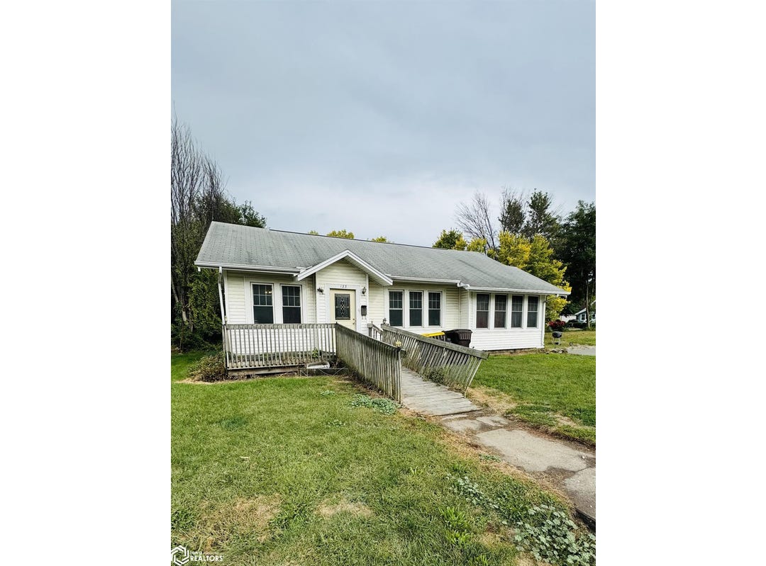 123 S Park Street, Osceola, IA 50213 House for Sale
