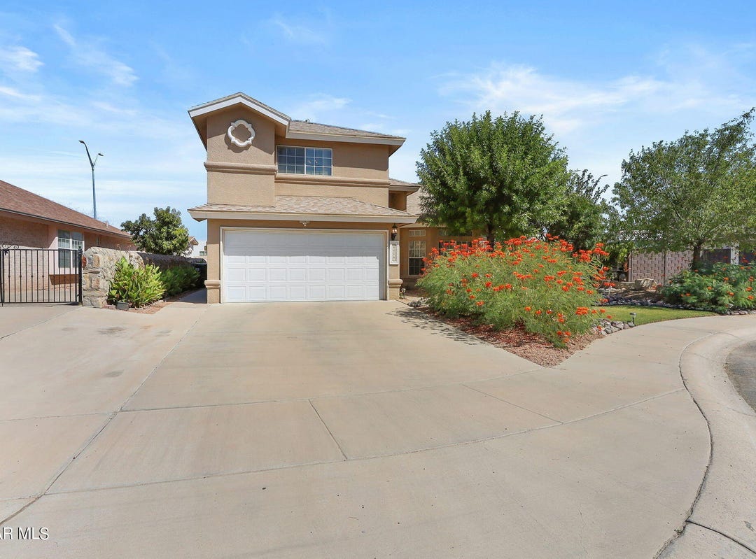 13817 HORIZON HEIGHTS Circle, Horizon City, TX 79928 House for Sale