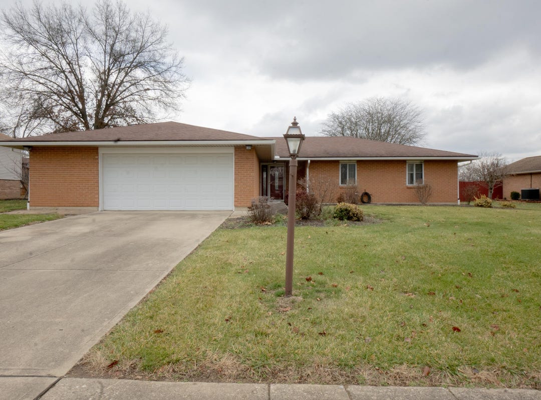 7532 Abraham Court, Dayton, OH 45414 House for Sale