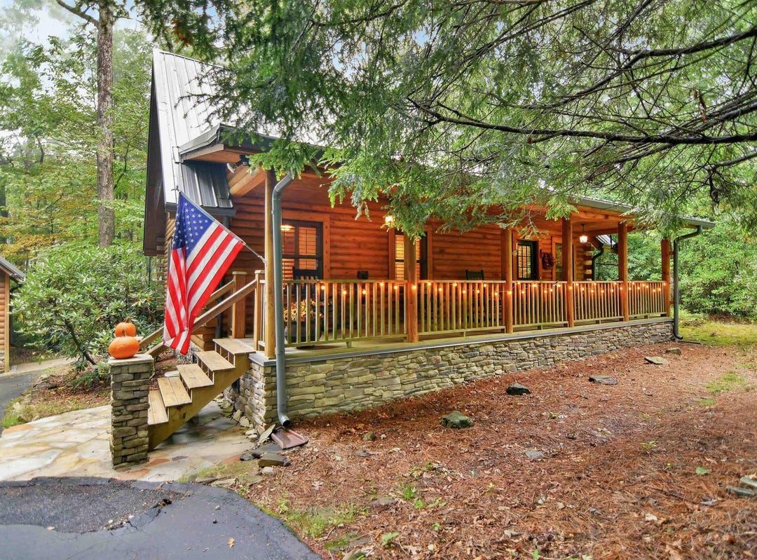 316 Hemlock Trail, Cleveland, SC 29635 House for Sale