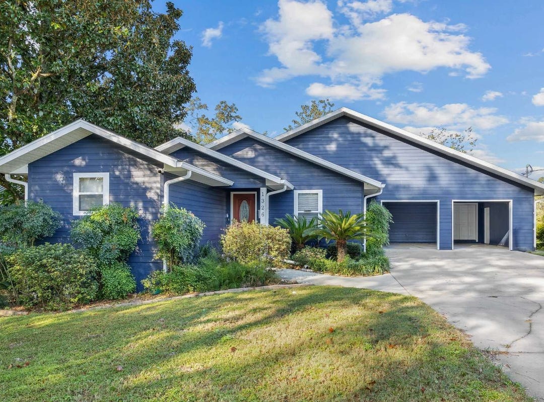 1326 SW CASTLE HEIGHTS TER, Lake City, FL 32025 House for Sale