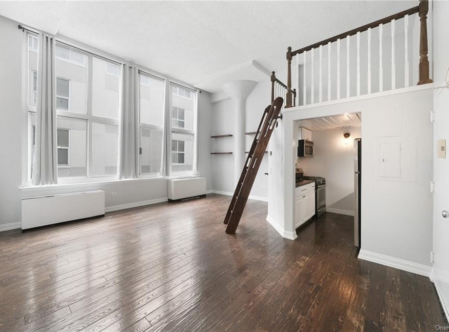 1 Landmark Square, Apt 413, Port Chester, NY 10573 Apartment for Sale