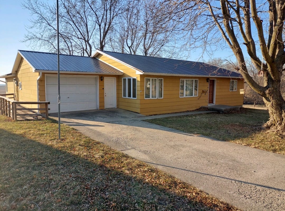 4318 Union St, Elk Horn, IA 51531 House for Sale