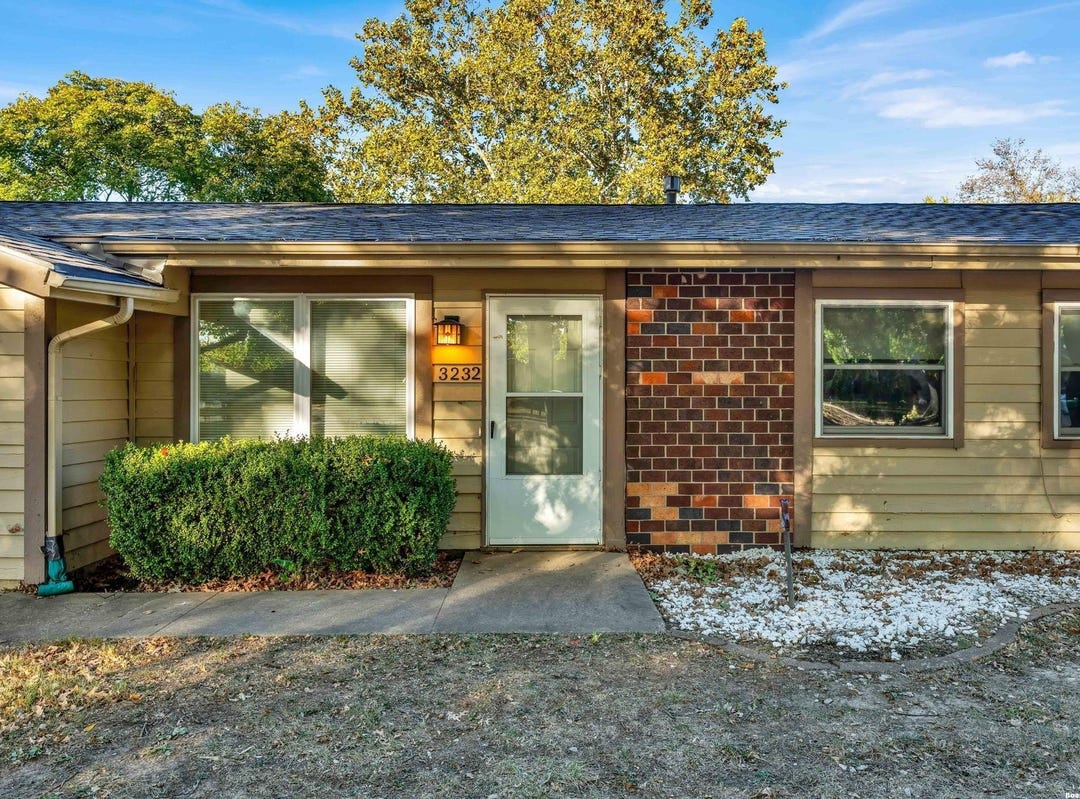 3232 W 26th Street, Lawrence, KS 66047 Townhouse for Sale