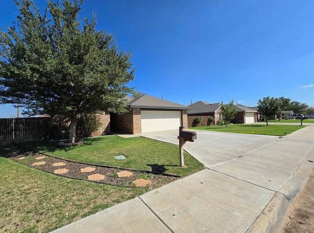 1213 E Nobles Ave, Midland, TX 79701 House for Rent
