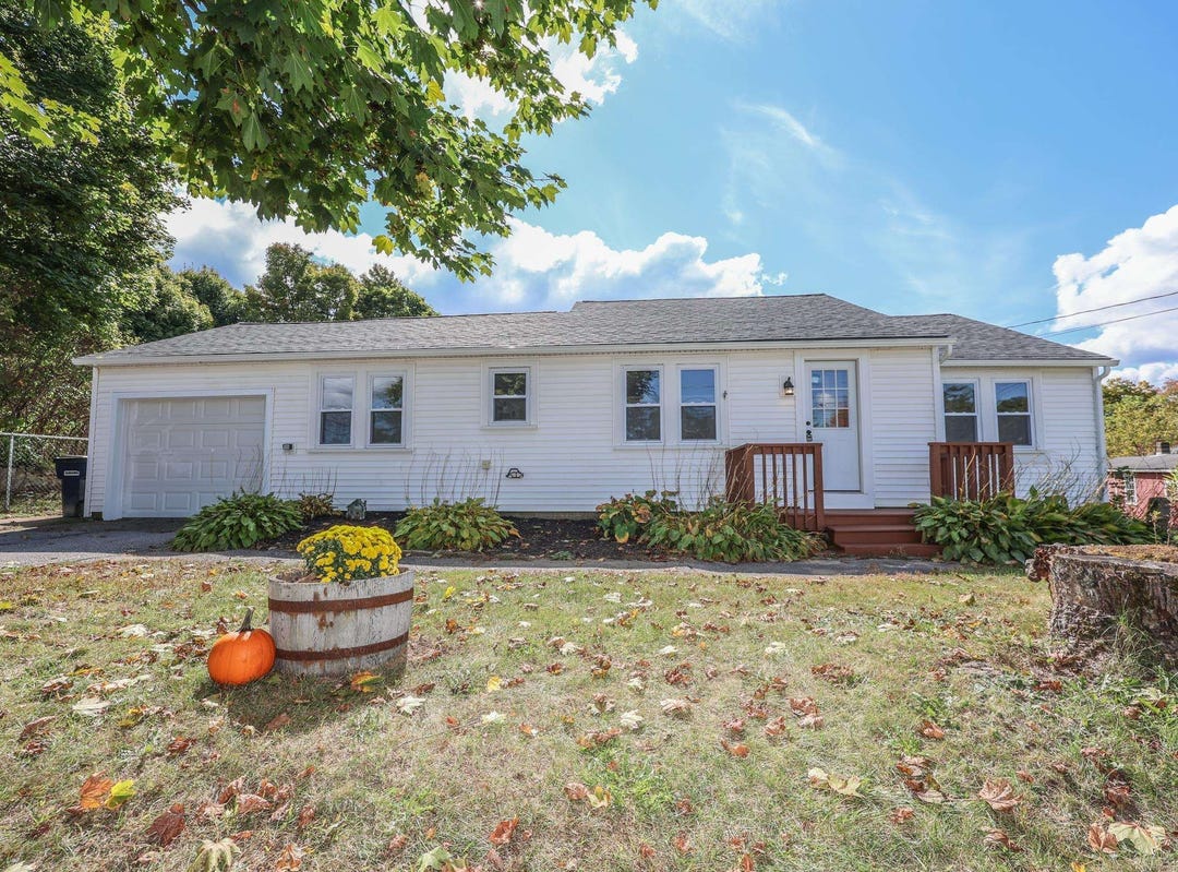 22 Gilmanton Road, Belmont, NH 03220 House for Sale