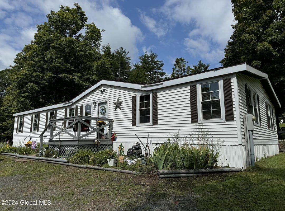 141 Carpenter Road, Pittstown, NY 12094 House for Sale