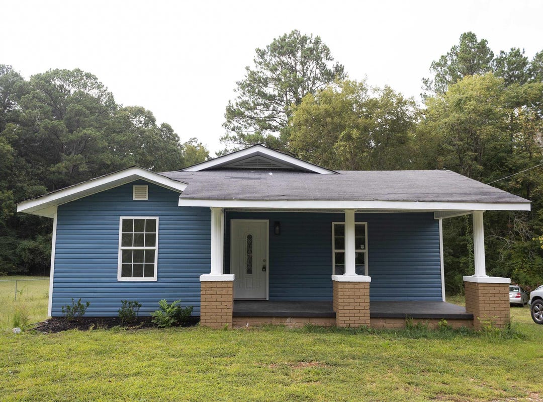 2540 EWING AVENUE, GADSDEN, AL 35901 House for Sale